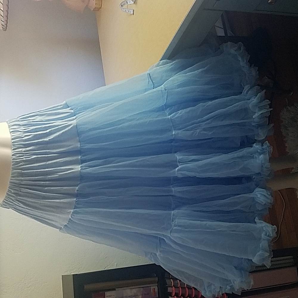 Malco Modes Crinoline M